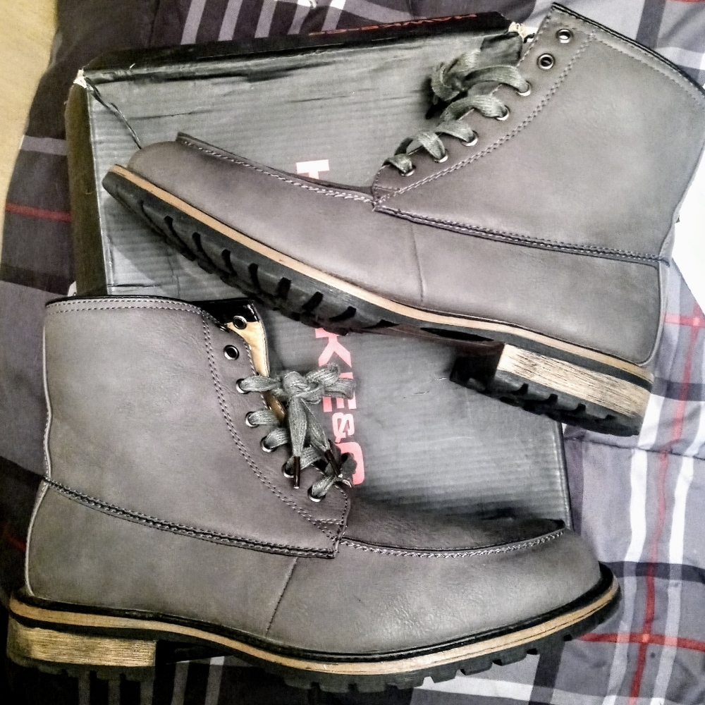 Hawke & co. Boots